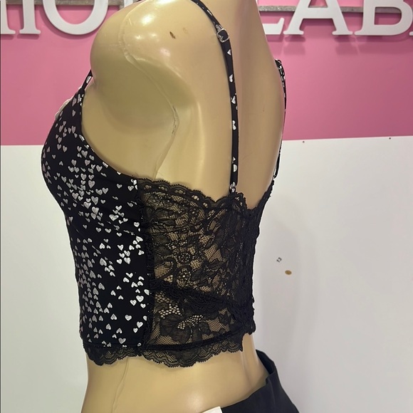 Victoria secret Black and White Heart Pattern Crop Top zs XS - Picture 2 of 10
